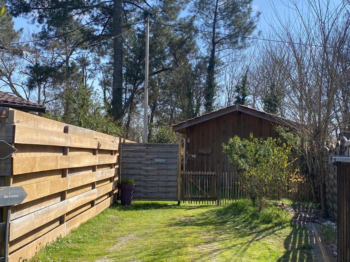 Escale Sous Les Pins Βίλα Salles  Εξωτερικό φωτογραφία
